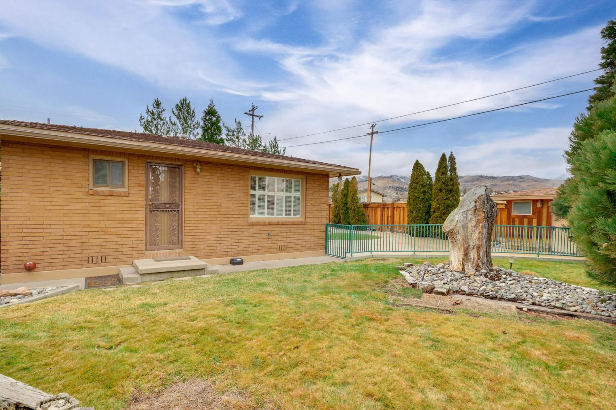 3 Mi To Reno Riverwalk Quail Walk Custom Home Exterior photo